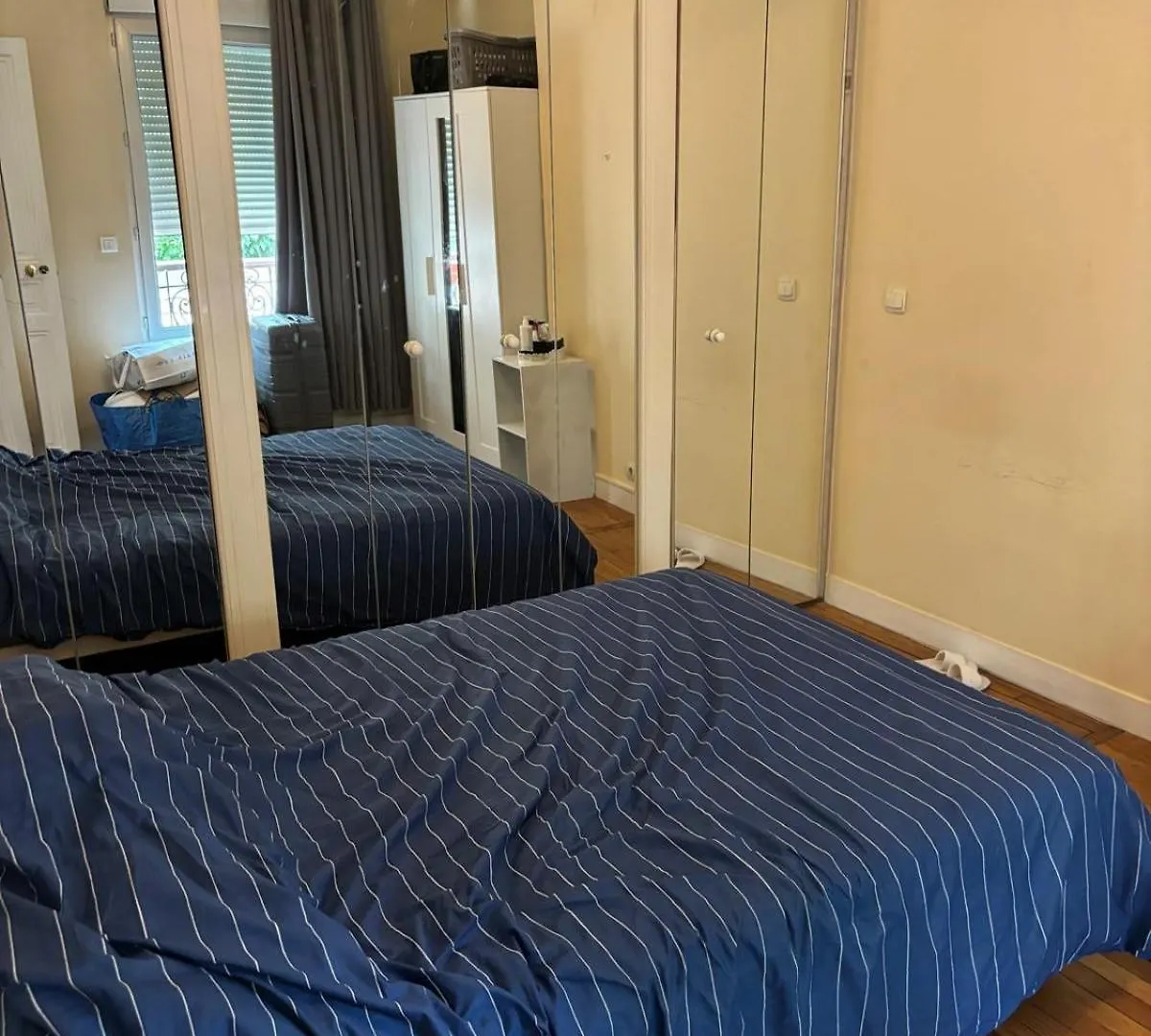 Apartment Monteleone Paris